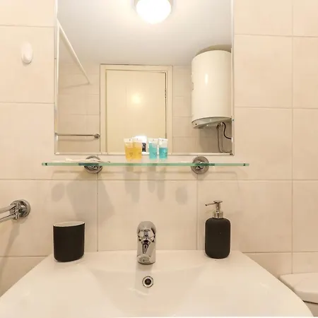 Portago - Stan Na Dan Belvil Novi * Bělehrad